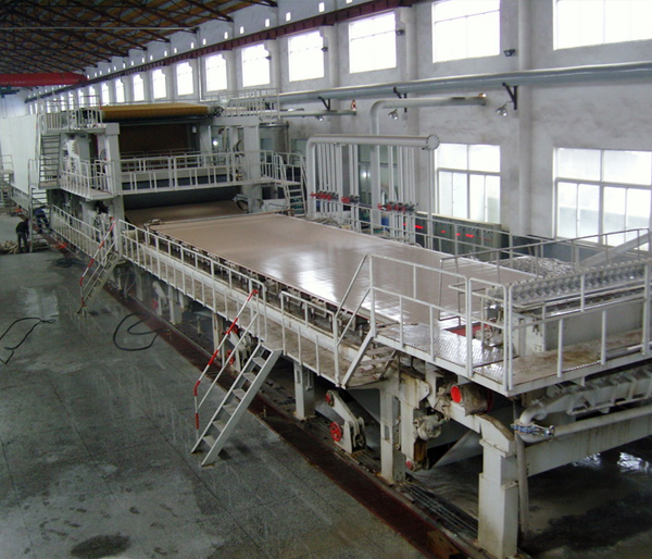 瓦楞紙、箱板紙、掛面紙、牛皮紙?jiān)旒垯C(jī)